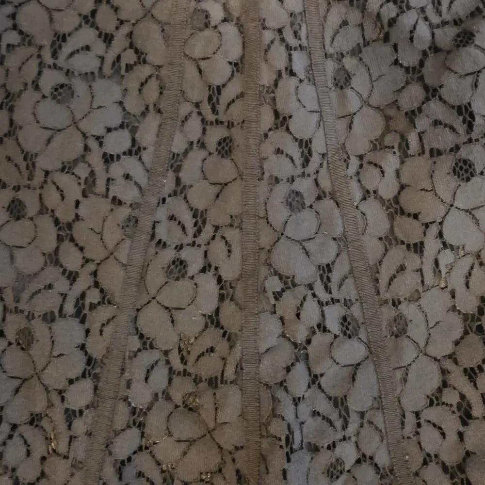 TAHARI Lace Midi Skirt SIze 12 Brown Raw Hem Lined Cottagecore Romantic Floral